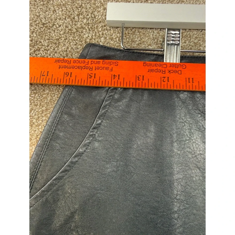 Lulus Black Vegan Faux Leather Mini Skirt Pockets L A-Line Edgy Biker Goth Moto‎